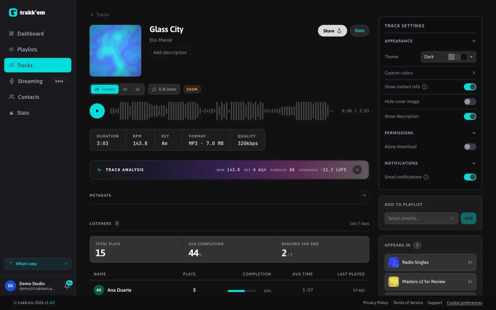 A track page: cover, title and artist, player with waveform, duration, BPM, key, format and quality, the analysis card and the Track settings panel
