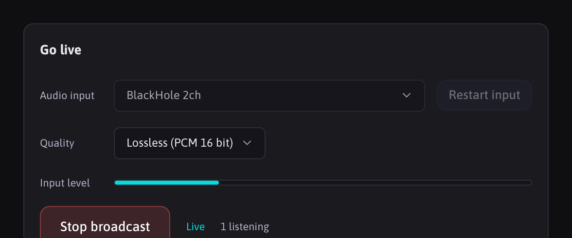 trakk'em Streaming page with the audio input picker, level meter and Go live button